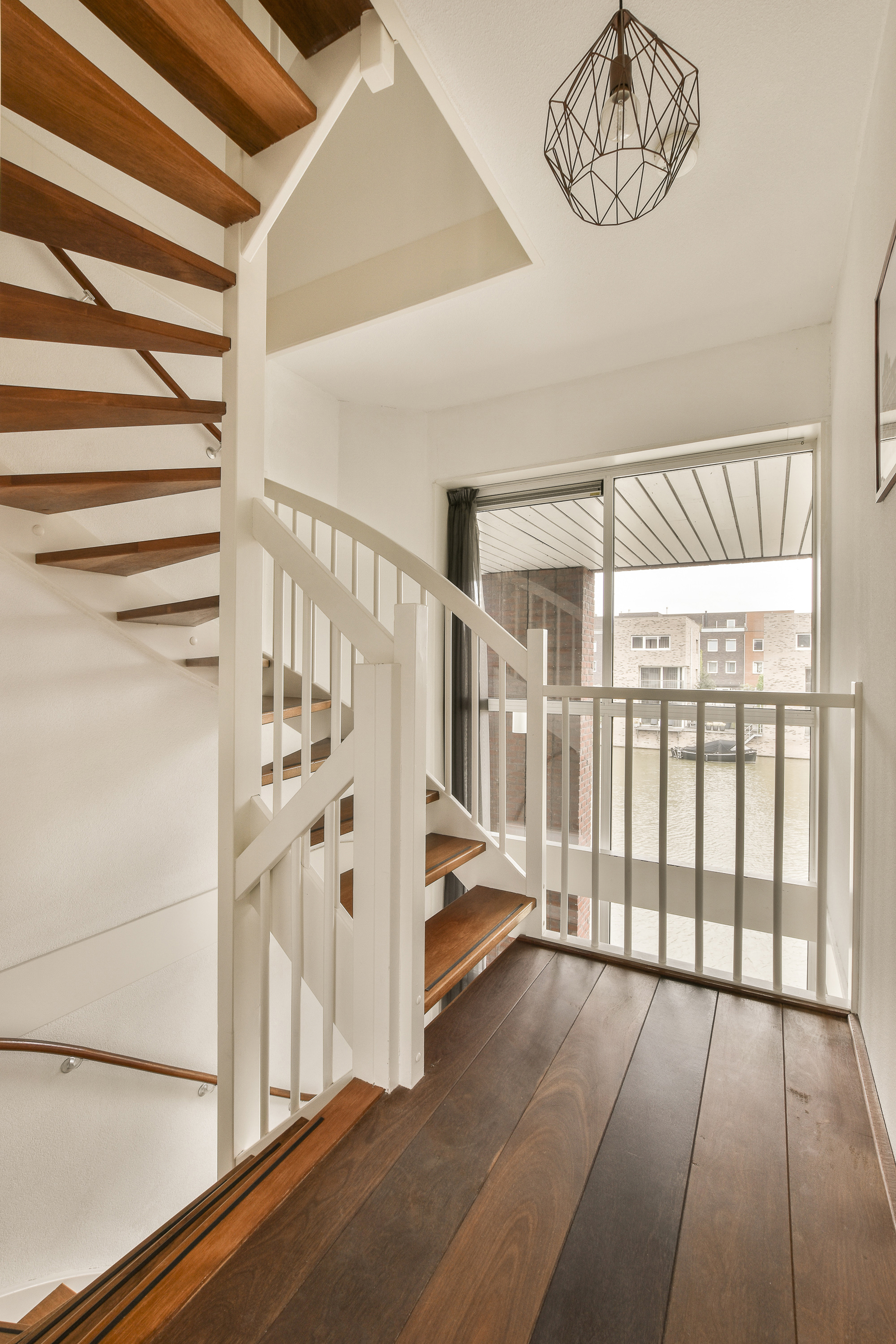 Pregătire proprietate ședință foto imobiliară